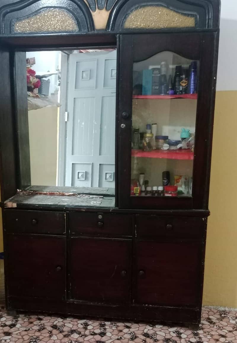 dressing table 0