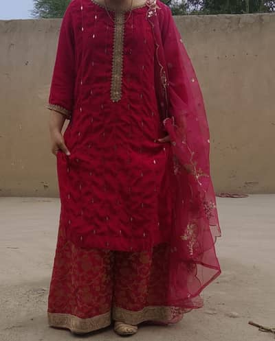 Party wear