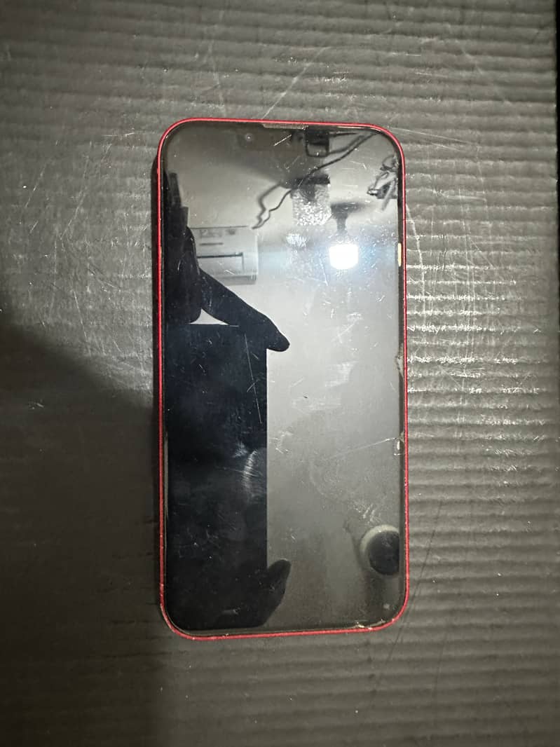 Apple iPhone 13 JV 1