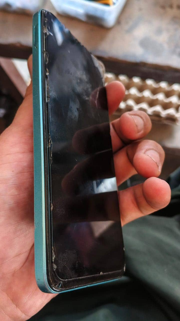 OPPO A78 1