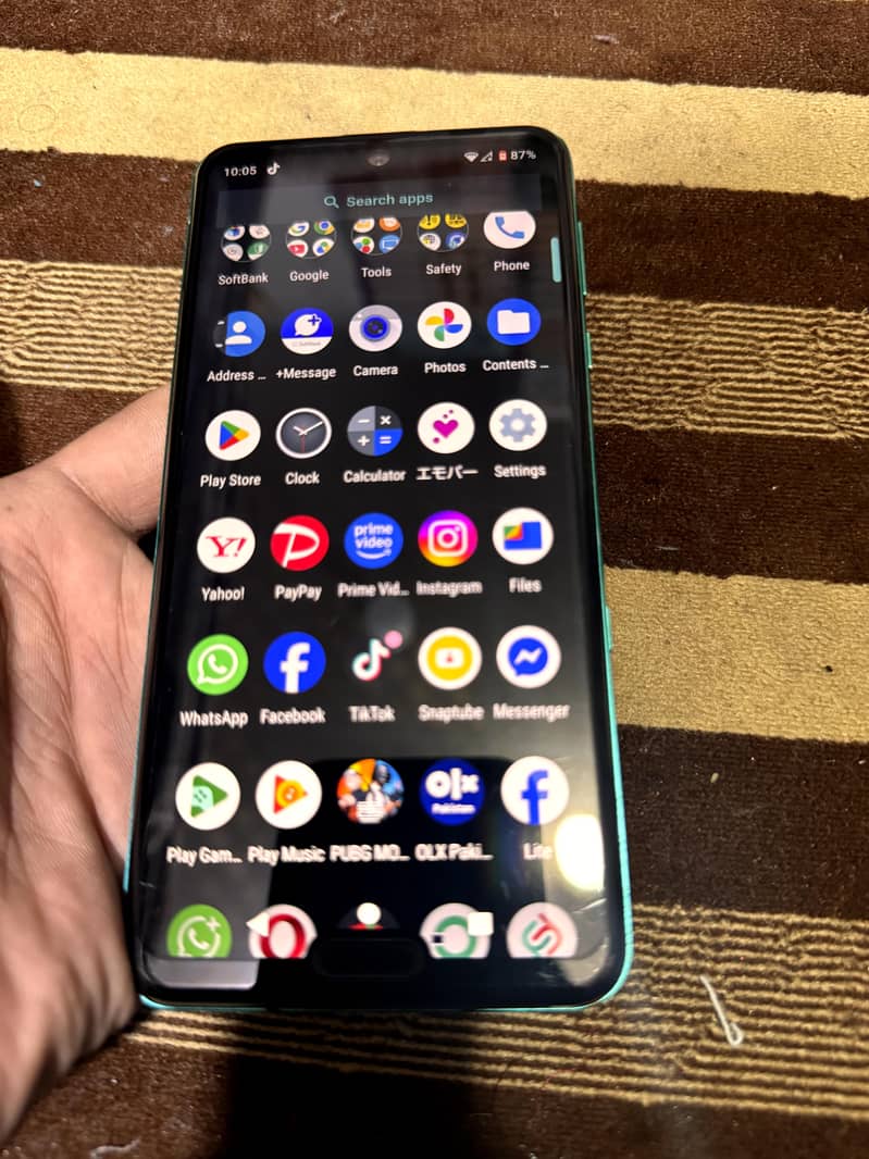 Sharp Aquos R3 2