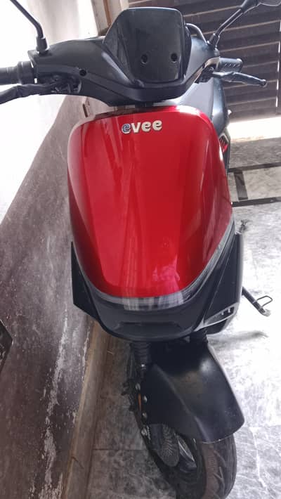 evee S1 electric scooter