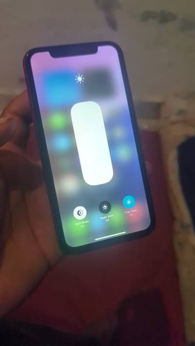 Apple iPhone XR 64 gb face off truetone on battery 100 but good timing