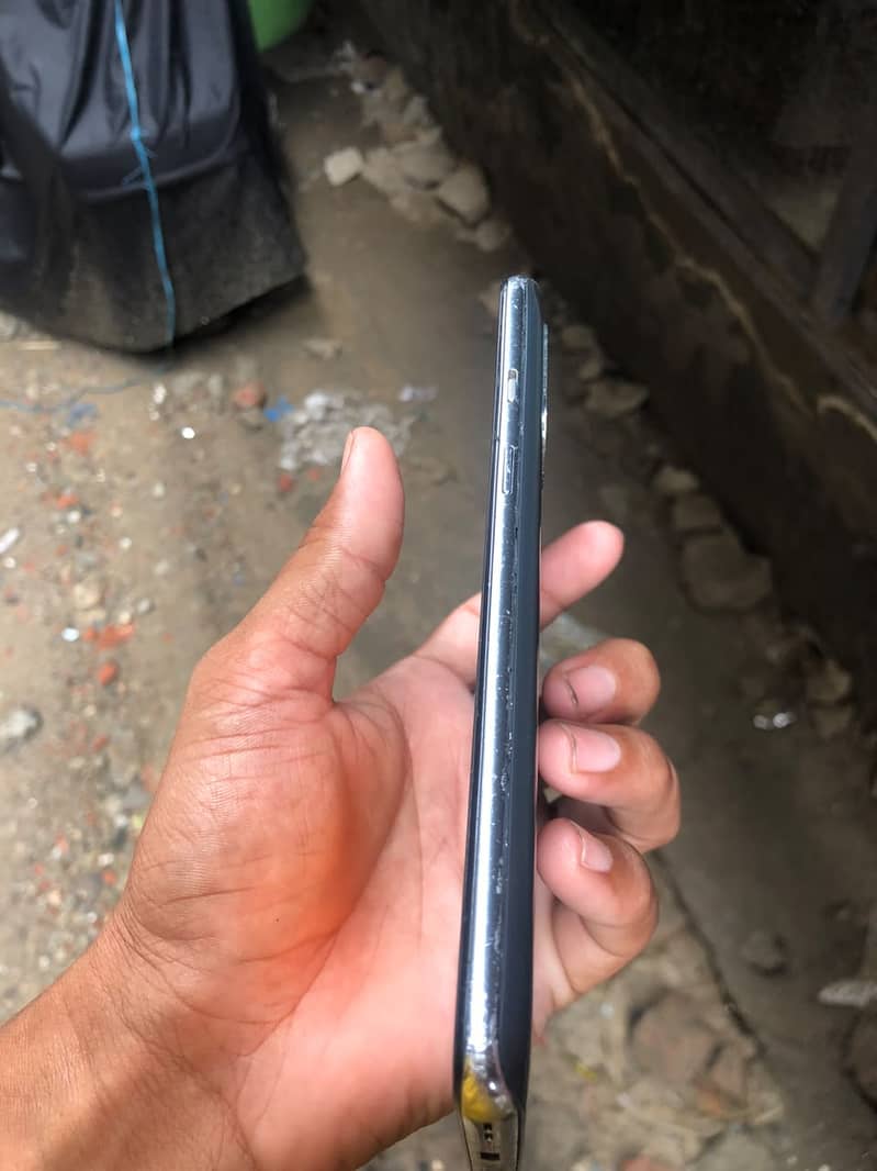 One Plus 4