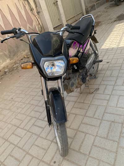 gari chal me achi engine se ok hai baby me b koi kam nhi hai