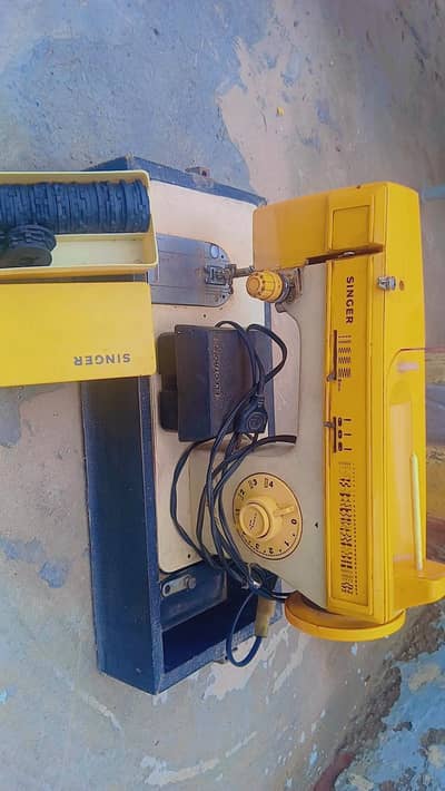 Singer fashion maker machine 998 model