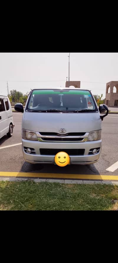 Toyota Hiace 2010