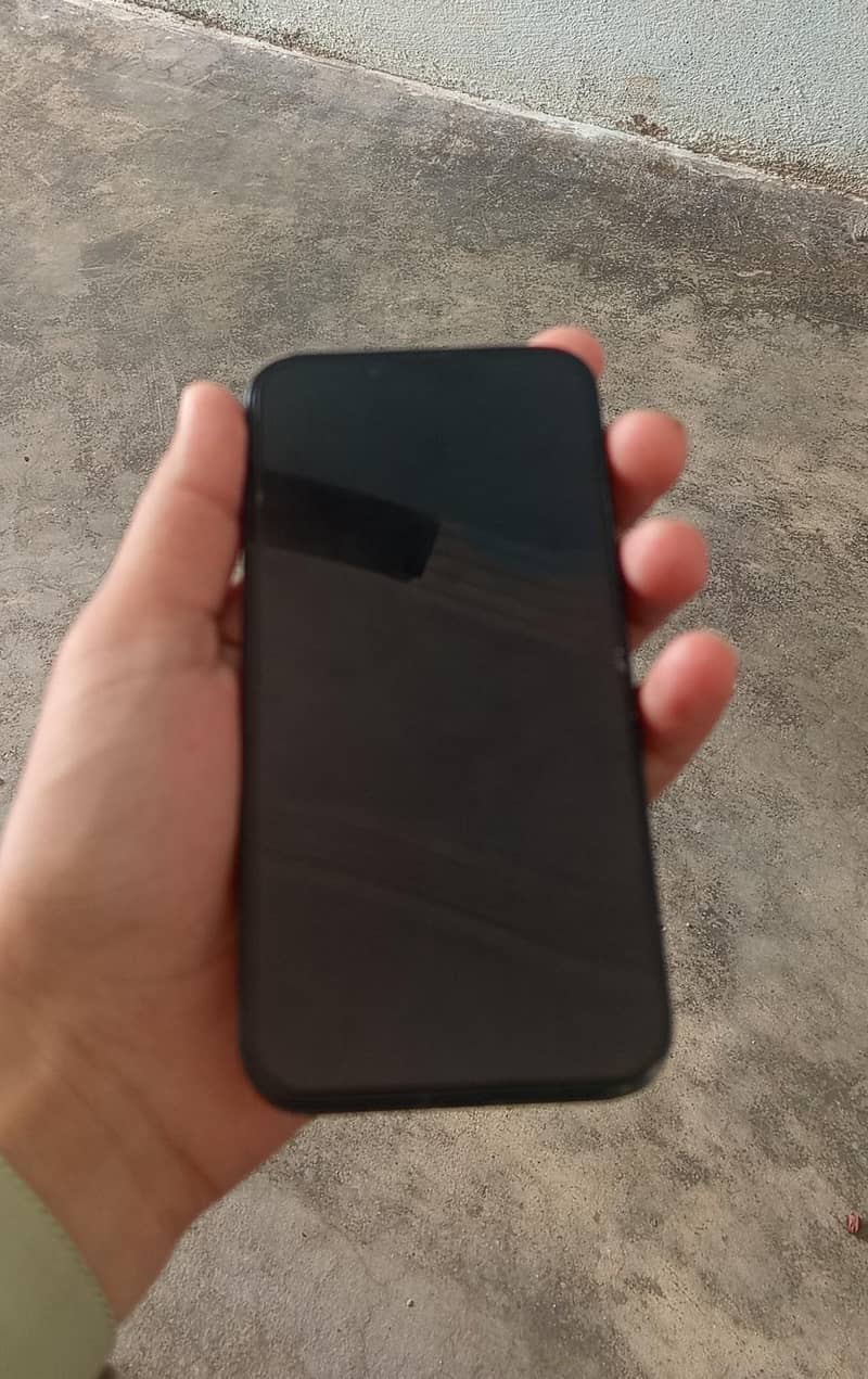 Apple iPhone 14 2