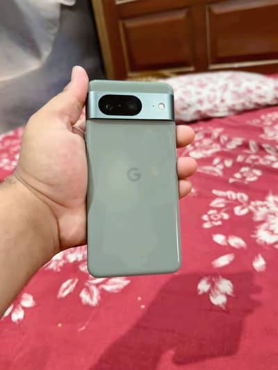 Google Pixel 8