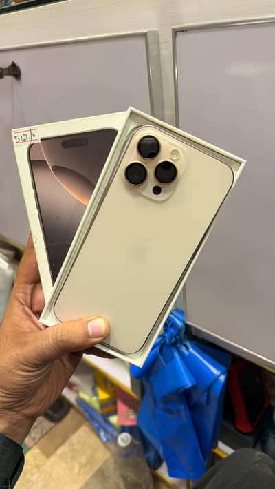 Apple iPhone 16 Pro Max