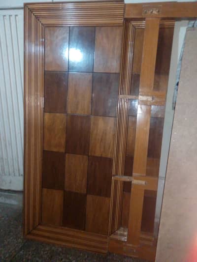 WODDEN BED