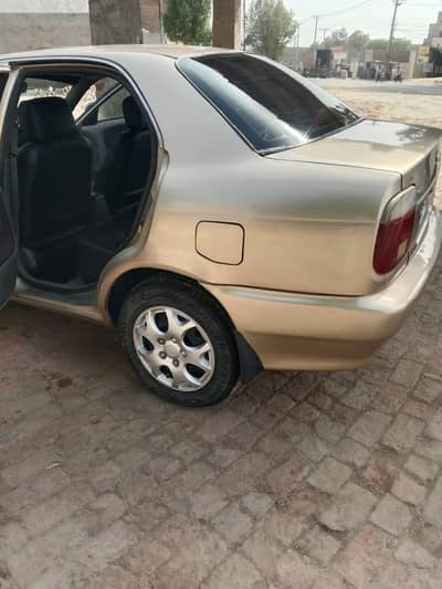Suzuki Baleno 2004