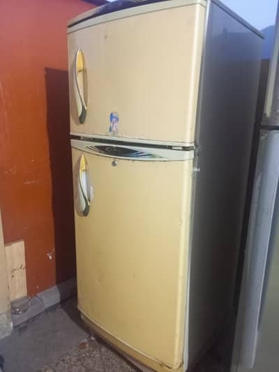 fridge med size zbrdast cooling h liyaqatabad detail parhe 03112984471