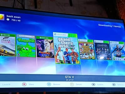 X Box 360 With Installed  57 Games GTA V And Taken 6