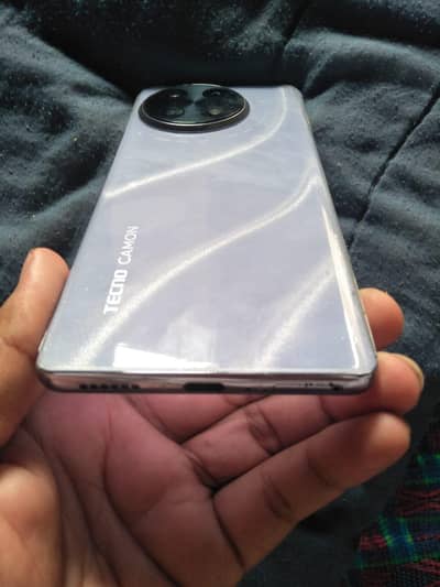 Tecno CAMON 30S