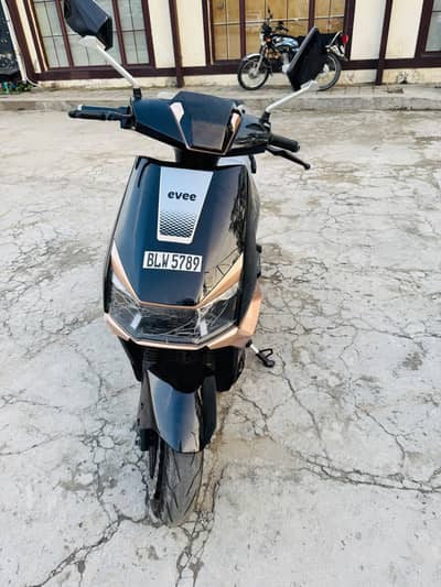 Evee S1 Pro Just Like new