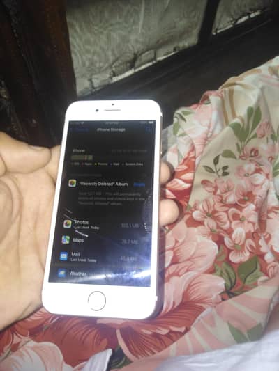 Apple iPhone 7