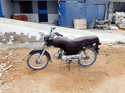 2019 ka model 12 mahine ki hai