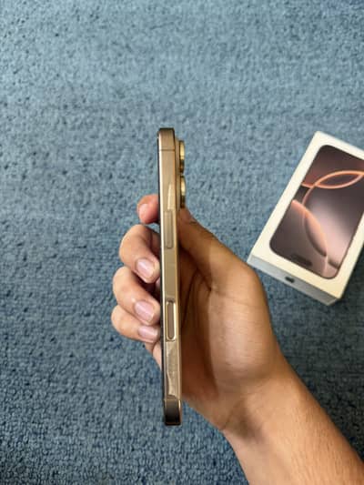 Apple iPhone 16 Pro