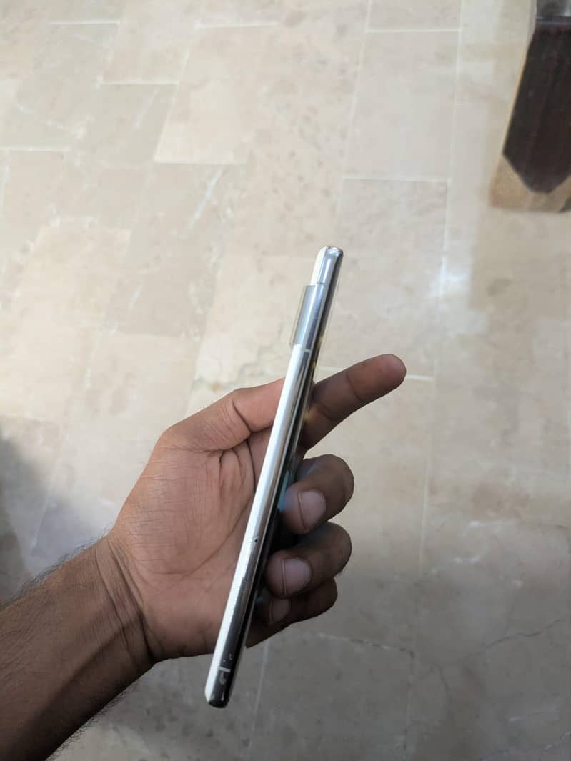 Google Pixel 7 Pro 4