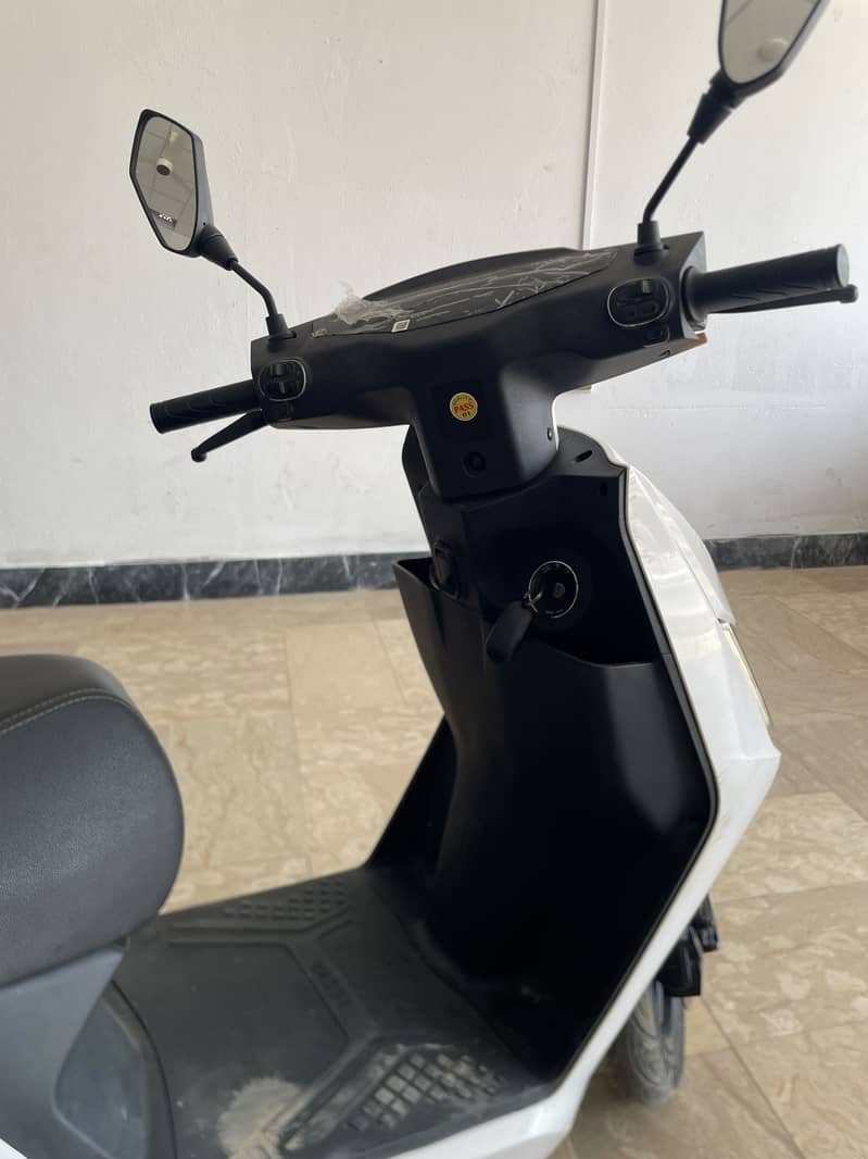 YADEA T5 5