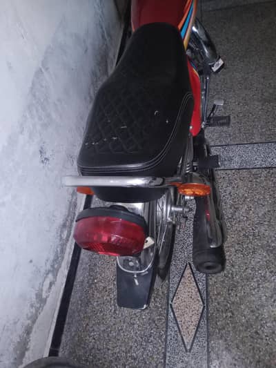 hinda125