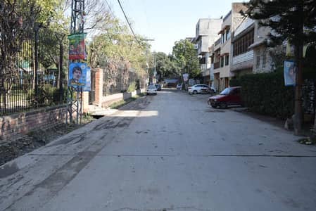 Single and sharing rooms available in Rawalpindi girls hostel