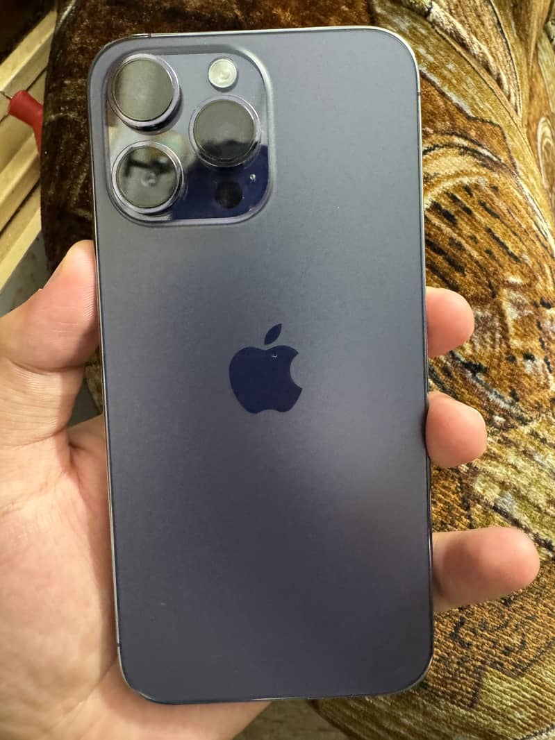 iPhone 14 Pro max 0