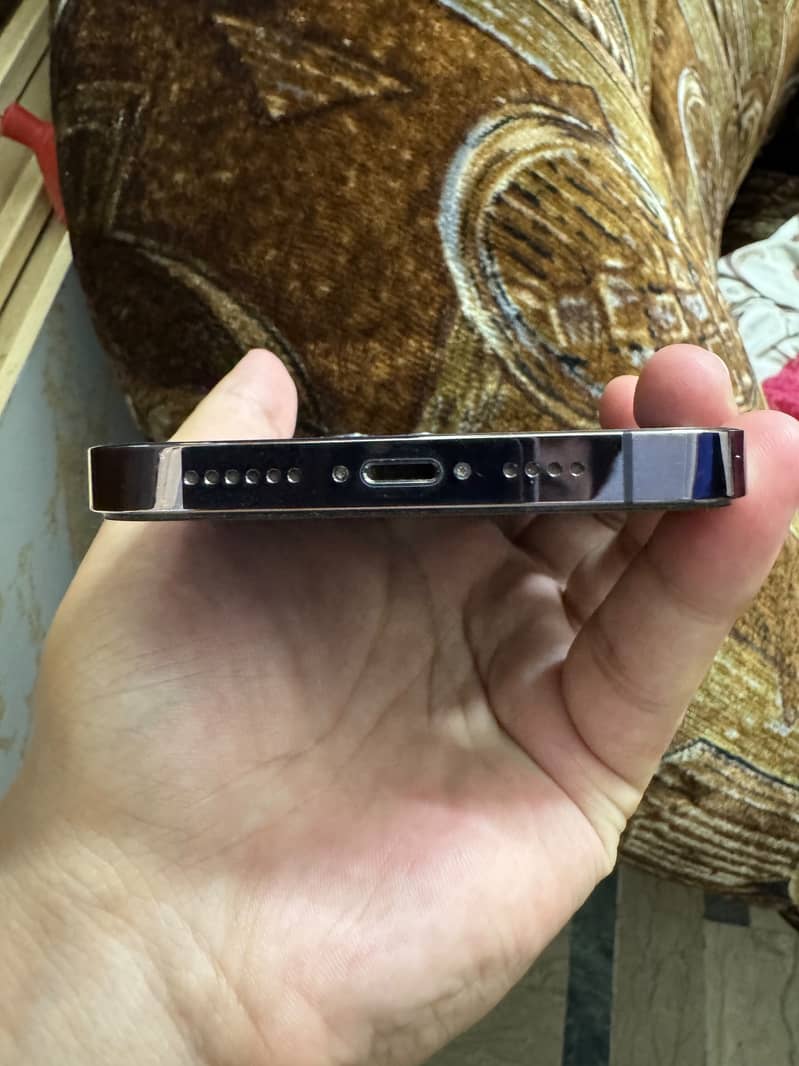 iPhone 14 Pro max 3