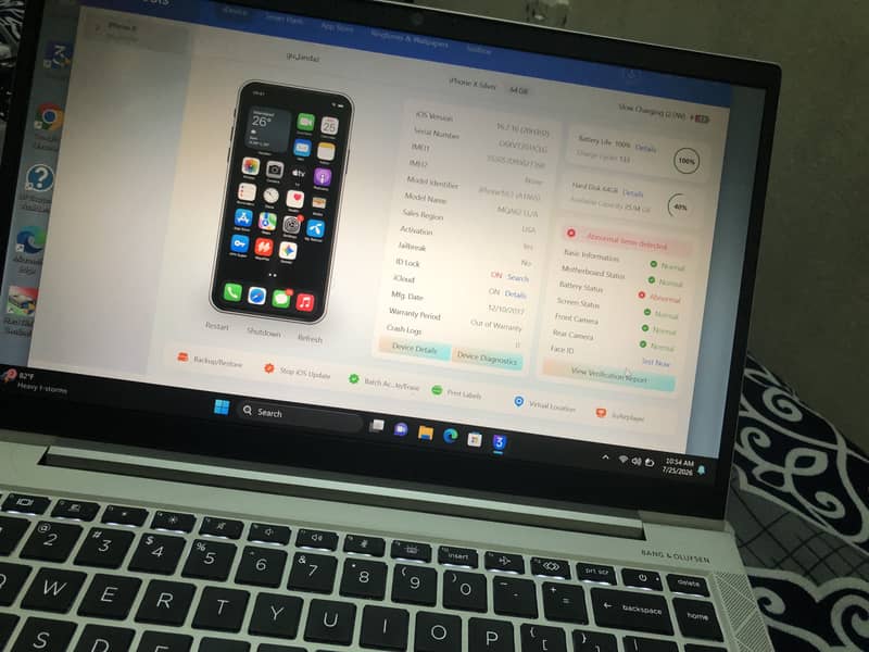 Apple iPhone X 4