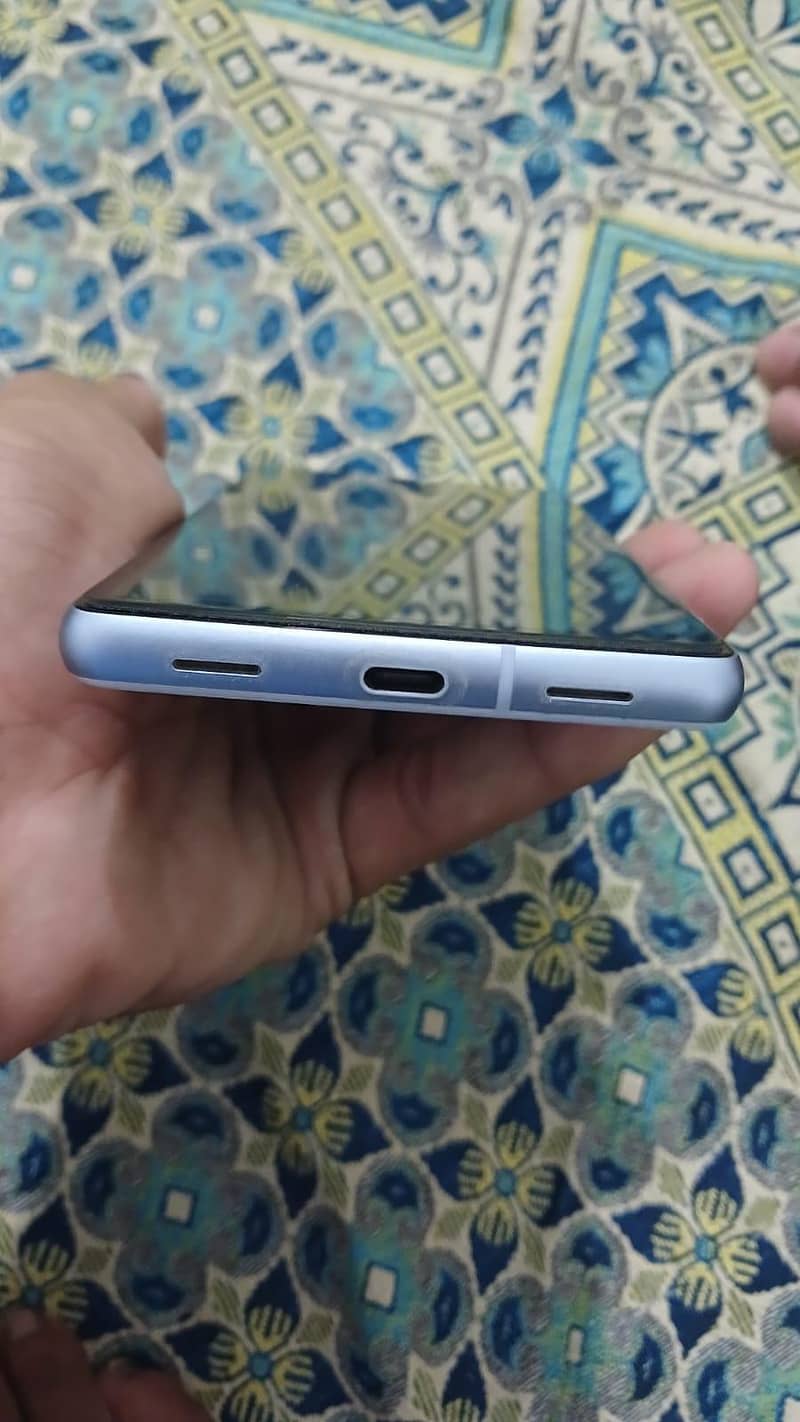 Google Pixel 7a 3