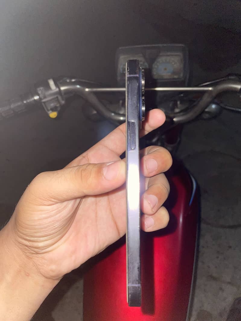 iphone 14 pro max 3