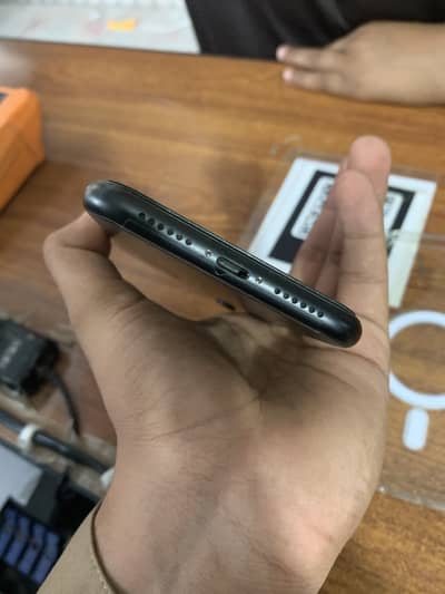 Apple iPhone XR