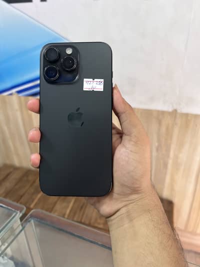 Apple iPhone 16 Pro Max