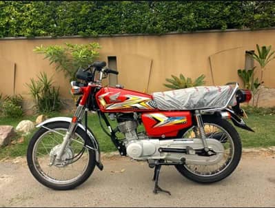 Honda CG125 2025/2026. Very excellent condition
