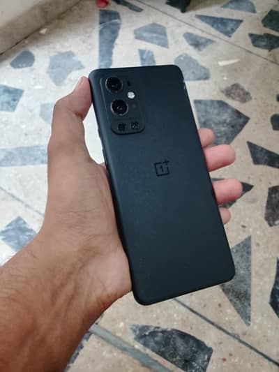 One Plus 9 Pro (dual sim)