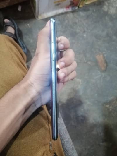 OPPO F17 Pro box charger ka sath