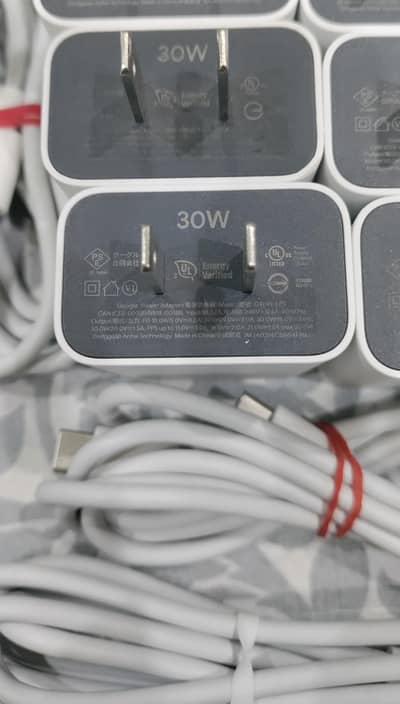 Google pixel 30watt charger with cable 100% original boxpull