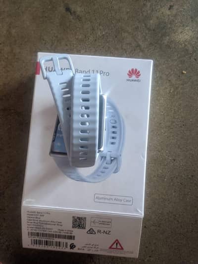 Huawei Band 11 pro just box open