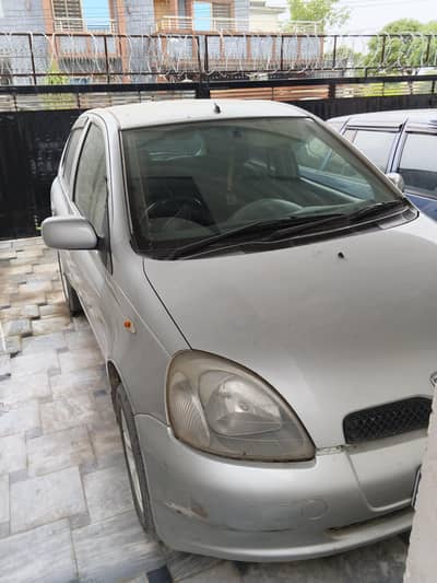 Toyota Vitz 2002