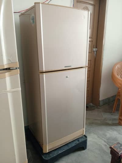 pel ka refrigerator Hain Condition 9/10