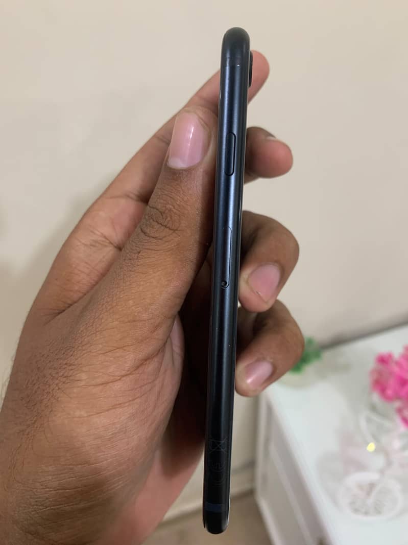 iPhone se 3rd generation 2