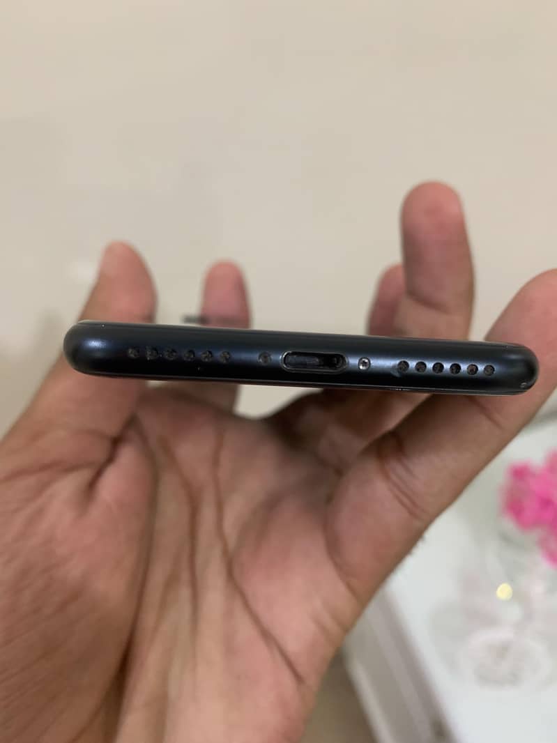 iPhone se 3rd generation 4