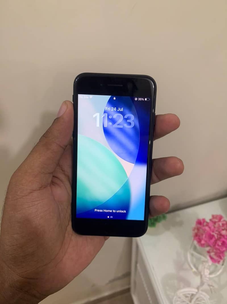 iPhone se 3rd generation 8