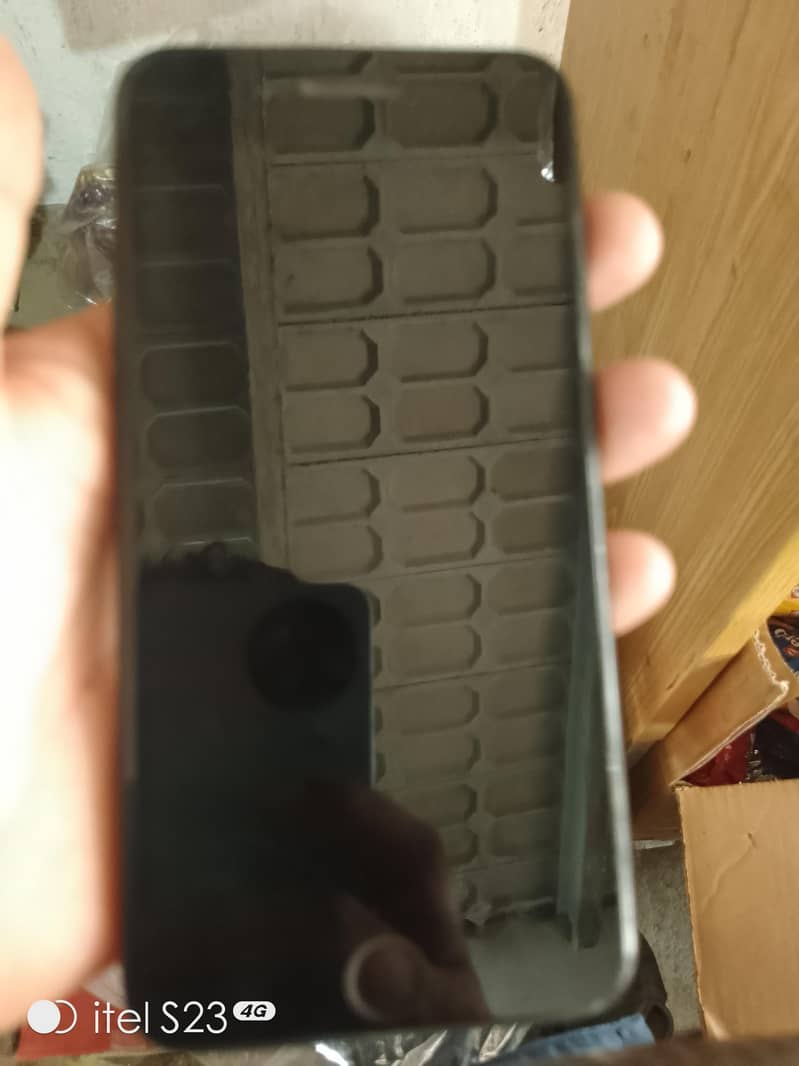 Apple iPhone 7 Plus 0