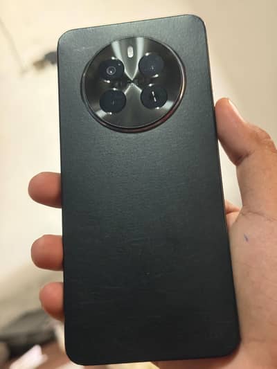 Realme 12