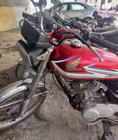 honda  CG 125 bike 2016