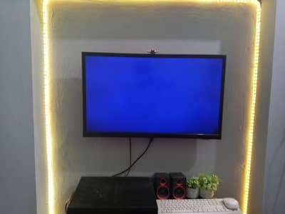 Complete Computer Setup for Sale (PC, LED, Wireless Keyboard,mouse)