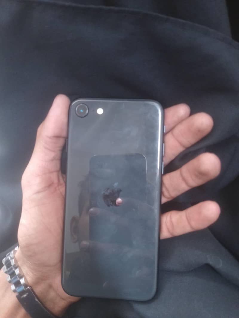 Apple iPhone SE 4