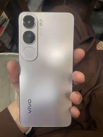 Vivo Y200